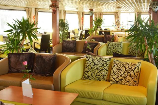 salon-bar-ms-michelangelo-croisieurope-croisieurope