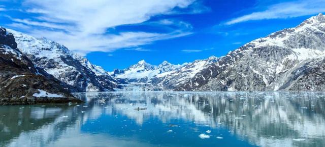 881x400-Glacier-Bay-Port