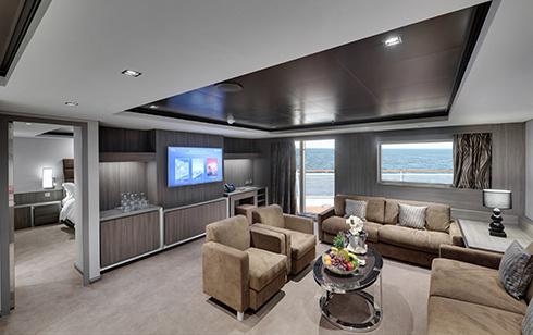 SE_YC_Royal_Suite_490x308