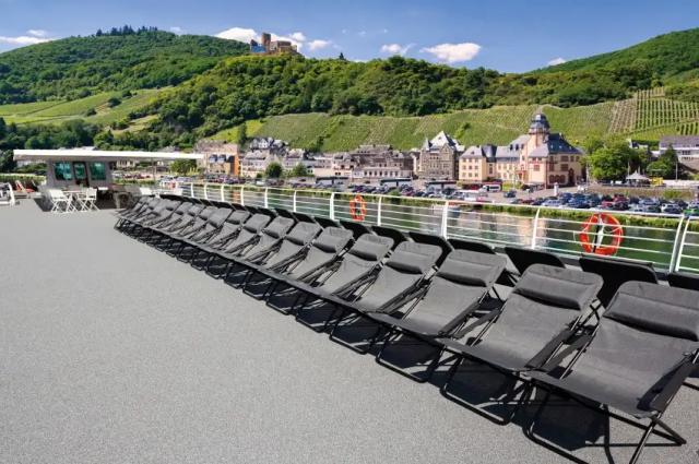 pont-soleil-ms-victor-hugo-rhin-danube-croisieurope-david-bleus
