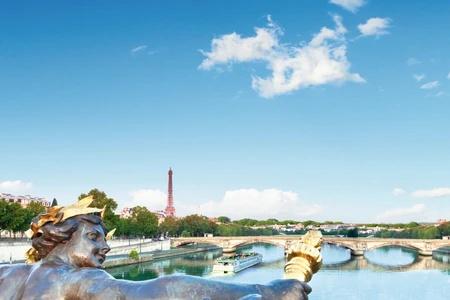 france-seine-paris-bateau-navigation-croisieurope