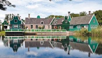 arnhem-musee-willem-van-de-kerkhof-shutterstock