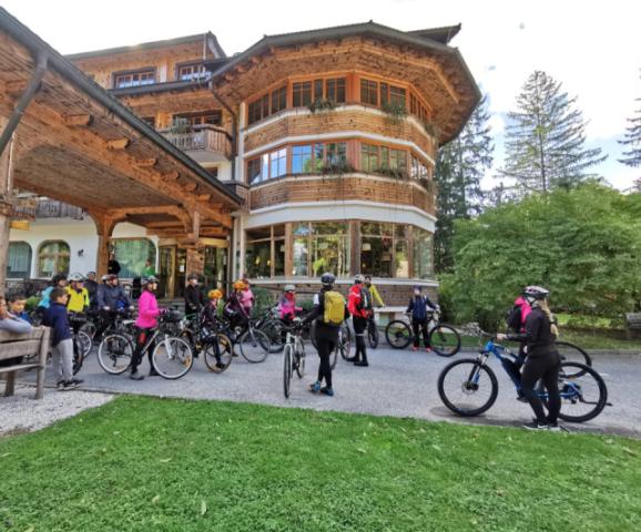 Ribno-alpine-resort-Tadej-Valjavec-weekend2
