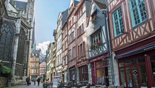 france-seine-rouen-ruellei-croisieurope