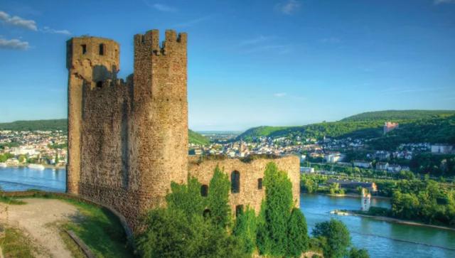 rudesheim-dmitry-eagle-orlov-dmitry