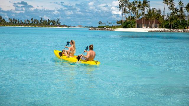 tui-blue-olhuveli-romance-kayak