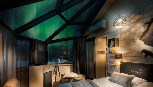 Santa Igloos Arctic Circle
