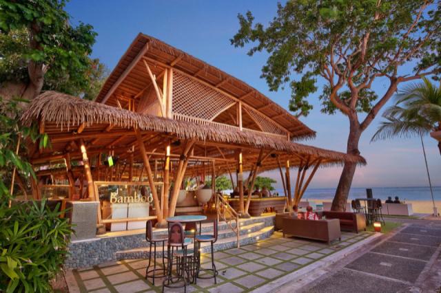 Bamboo Beach Bar & Lounge