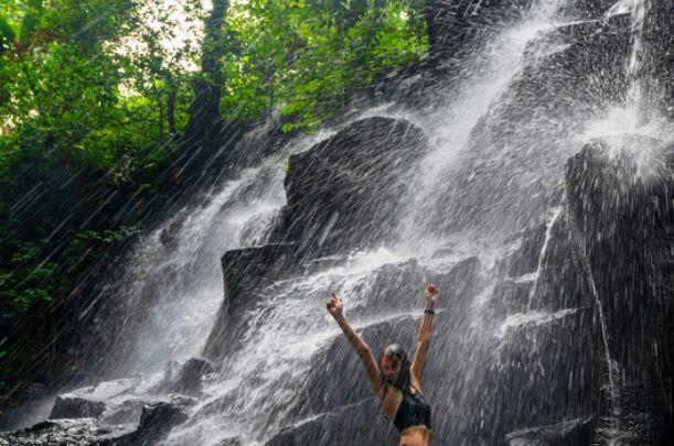 Bali Livin_Kanto Lampo vízesés