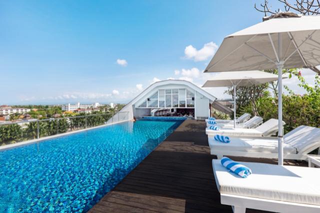 Rooftop Pool