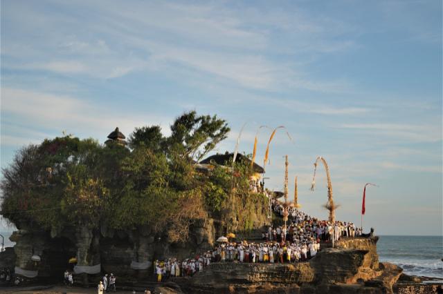 Bali's Icon_Tanah Lot Temple