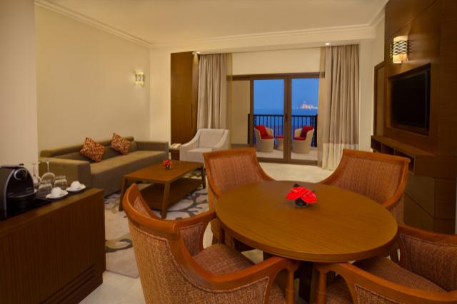 Double Tree Marjan Island - One Bedroom Suite Lounge