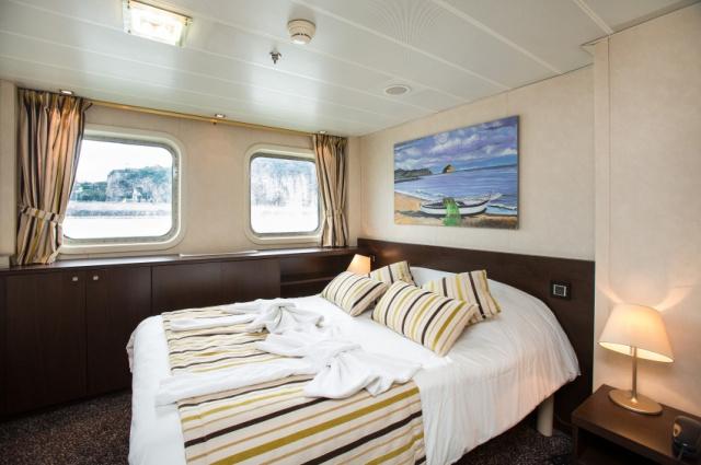 cabine-grand-lit-pont-principal-ms-vivaldi-rhin-danube-croisieu