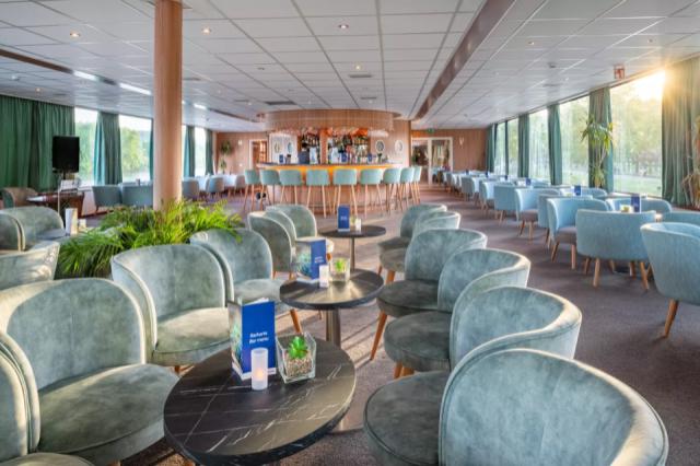 MS Rhein Melodie-panorama-salon-mit-bar
