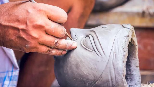 inde-calcutta-artisans-potiers-quartier-kumartuli-as516900053-a