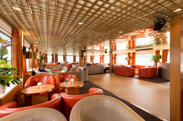 salon-bar01-ms-seine-princess-seine-croisieurope-denis-merck