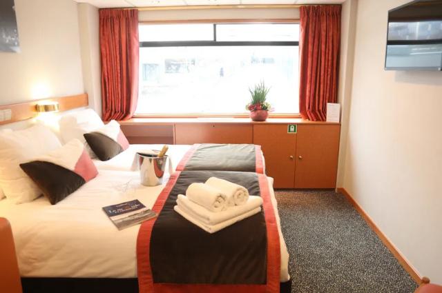 cabine-deux-lits-separes-pont-superieur-ms-seine-princess-seine