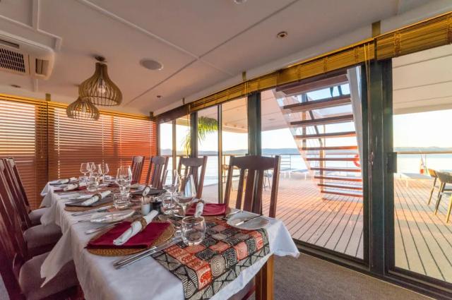 restaurant-vue-sur-pont-rv-african-dream-zambeze-croisieurope-k
