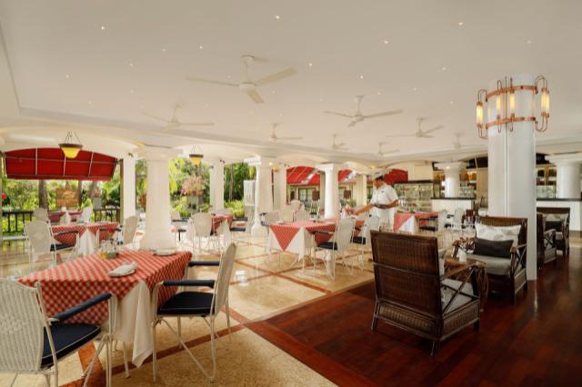 Cafe Piazza