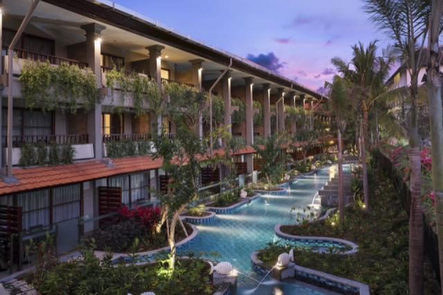 Family Lagoon Pool
