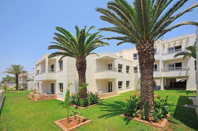 Ayia Napa-Euronapa aprrthtl- 17
