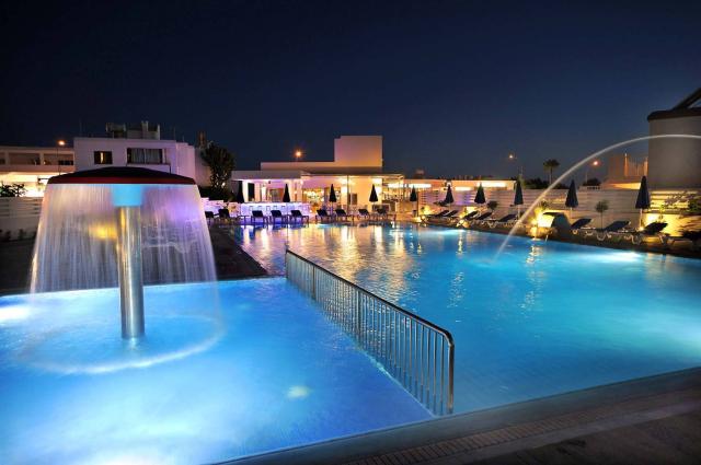 Ayia Napa-Euronapa aprrthtl- 3