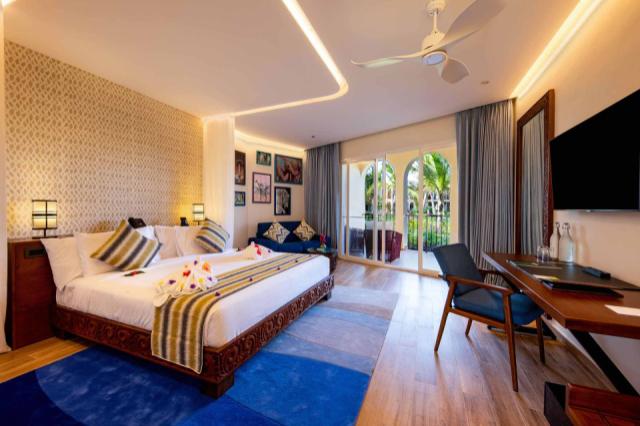 Emerald Zanzibar Resort-garden & interconnect junior suite-4