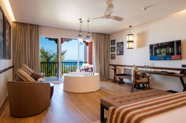 Emerald Zanzibar Resort-jakuzzi sup junior suite-2