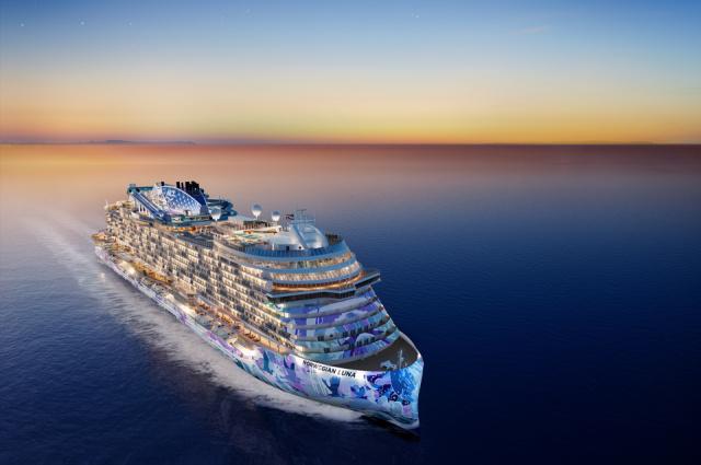 Norwegian Luna