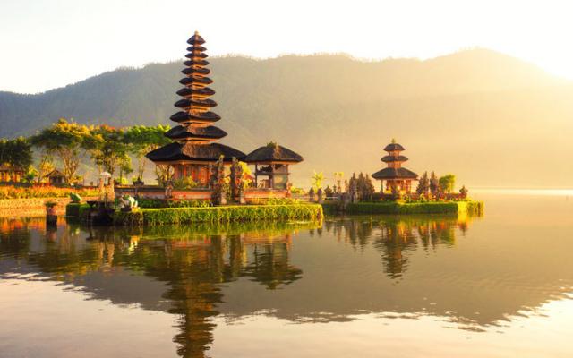 Bali Heritage_Ulun Danu Temple