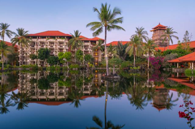 Ayodya-Resort-Bali-Lagoon