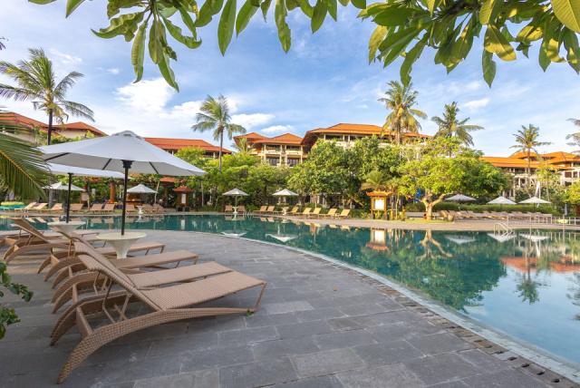 Main_Pool
