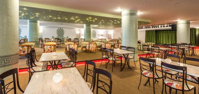 all-inclusive-hotel-funchal-near-beach-primavera-bar
