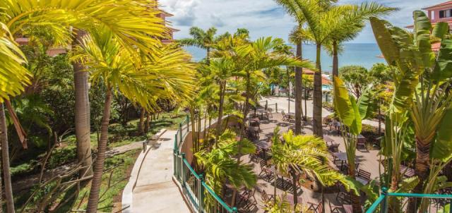 all-inclusive-hotel-funchal-near-beach-outside8-overview
