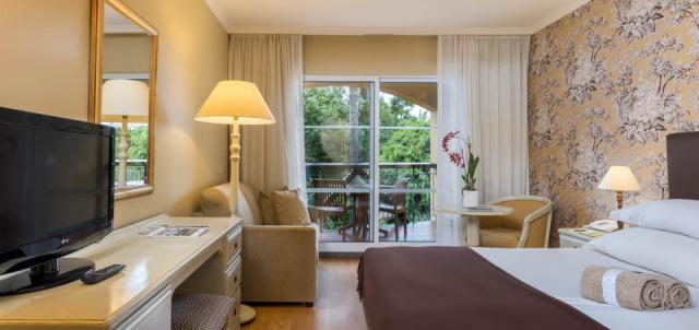 romantic-hotel-in-madeira-rooms-classic