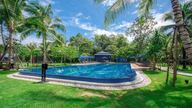 Holiday Style Aonang Beach Resort