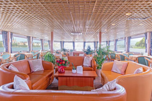 salon-bar-MS-Modigliani-pont-superieur-rhin-danube-CroisiEurope