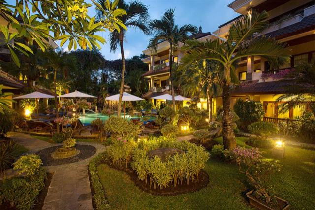 Parigata Resort kert