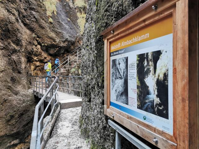 Ausztria aktívan: túra a Salzkammerguti tóvidéken és a Dachsteinen