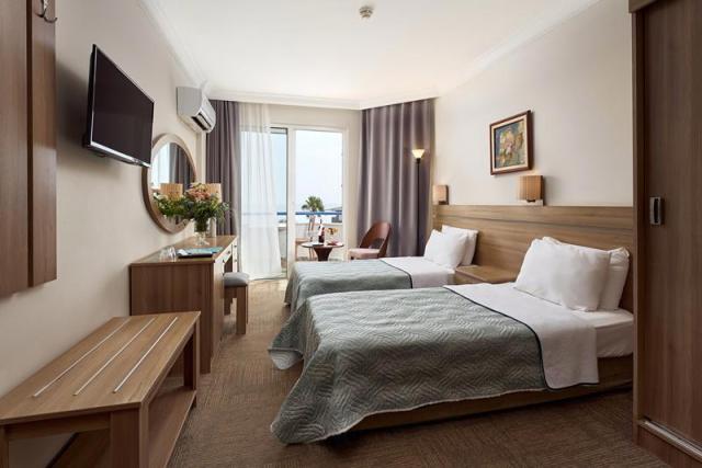 Elysee Beach Hotel