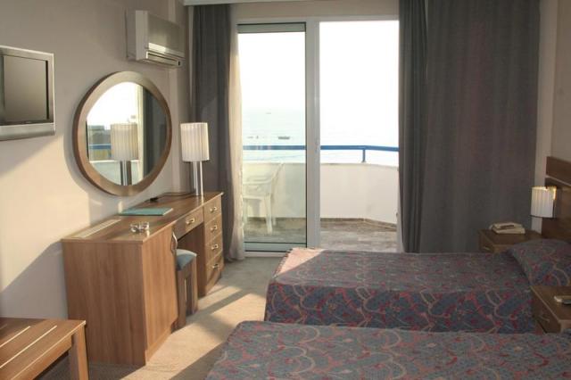 Elysee Beach Hotel