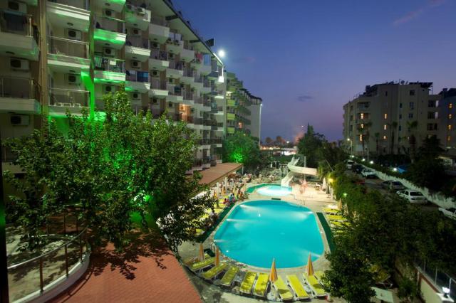 Monte Carlo Hotel