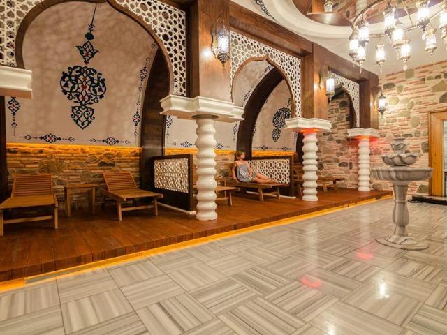The Lumos Deluxe Resort Hotel & Spa