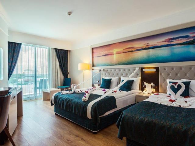 The Lumos Deluxe Resort Hotel & Spa