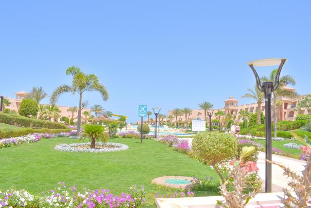 Jasmine Palace Resort & Spa