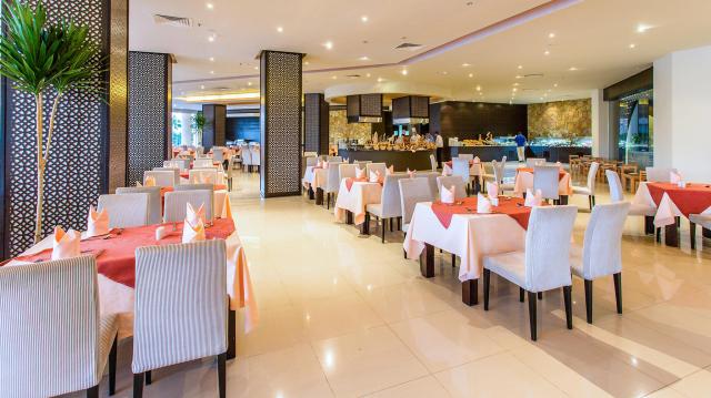 Jasmine Palace Resort & Spa