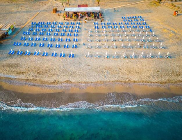 Club Big Blue Suite Hotel