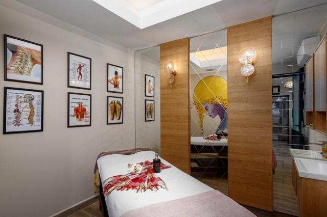 Club Big Blue Suite Hotel