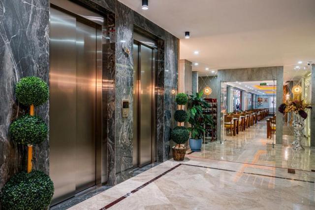 Club Big Blue Suite Hotel