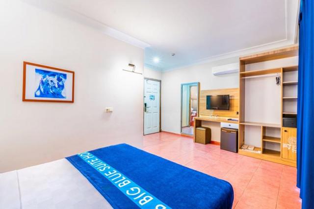 Club Big Blue Suite Hotel